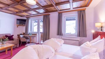 Deluxe-Doppelzimmer | Zimmersafe, kostenloses WLAN, BettwÀsche