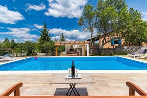 Uppvärmd pool