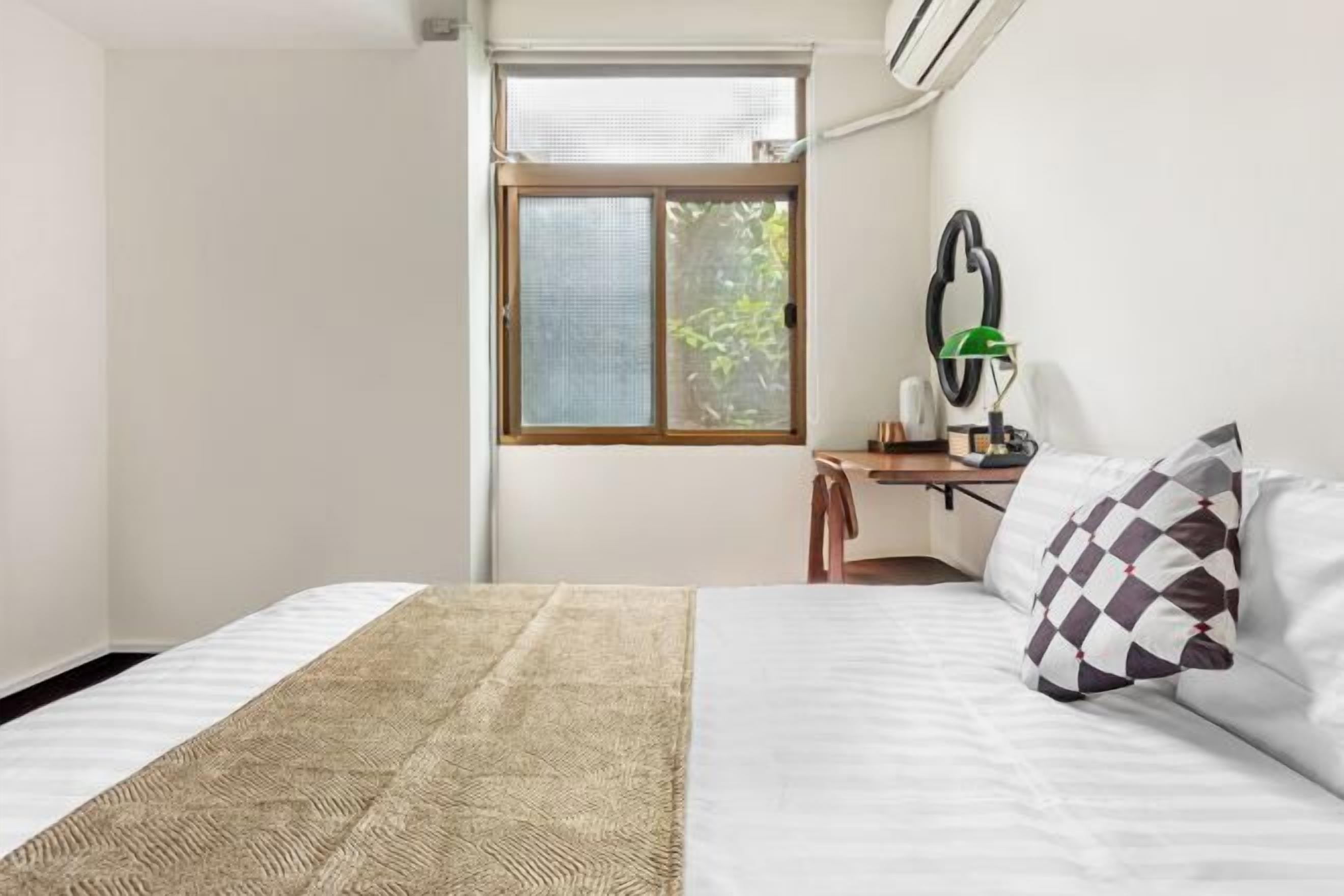 Wifi gratis y ropa de cama 