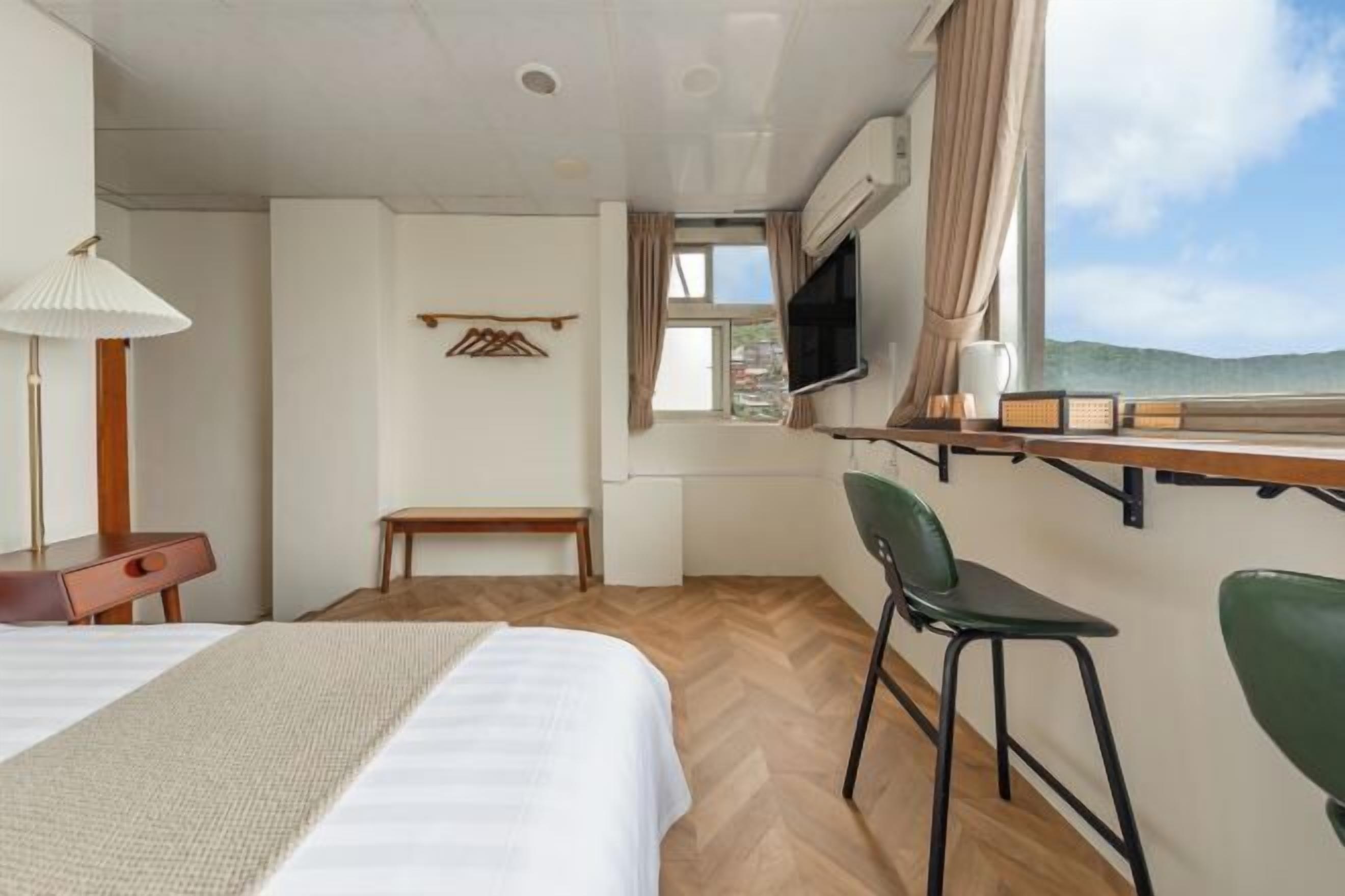 Wifi gratis y ropa de cama 