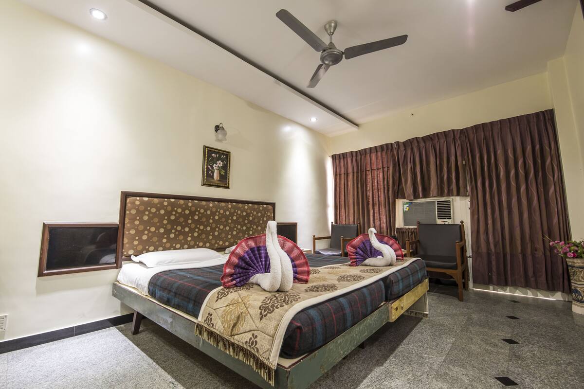 Standard Double Room, 1 Twin Bed, City View | WiFi (free)