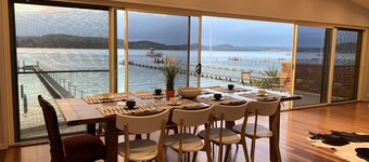 Peaceful Waterfront house Great View Private Jetty