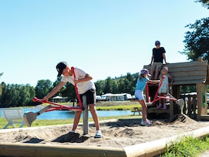 Children’s play area – outdoor