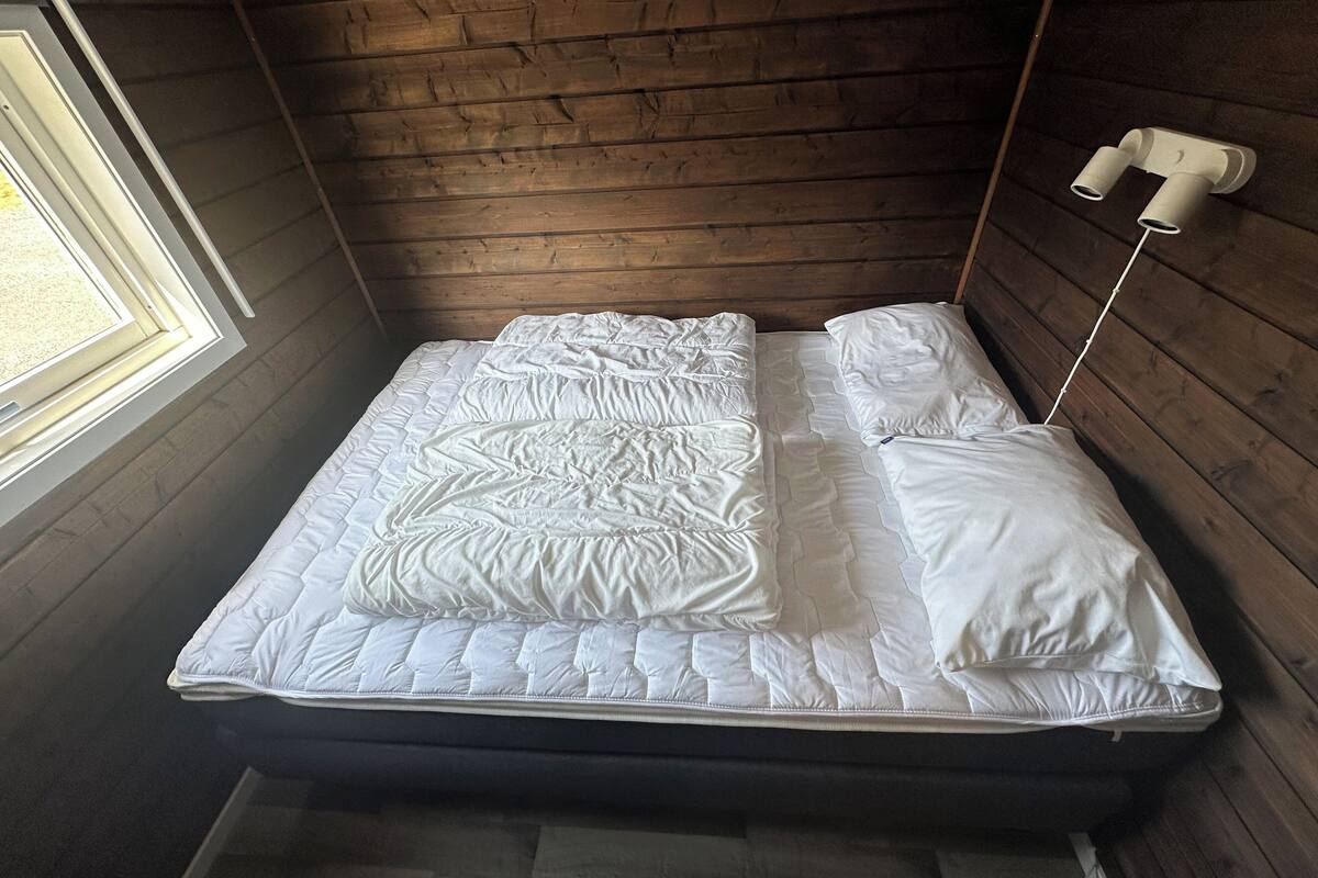 cabin, 2 bedrooms | 1 bedroom, free wifi, bed sheets