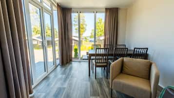 Husvogn – comfort, 3 soverom | Oppholdsområde