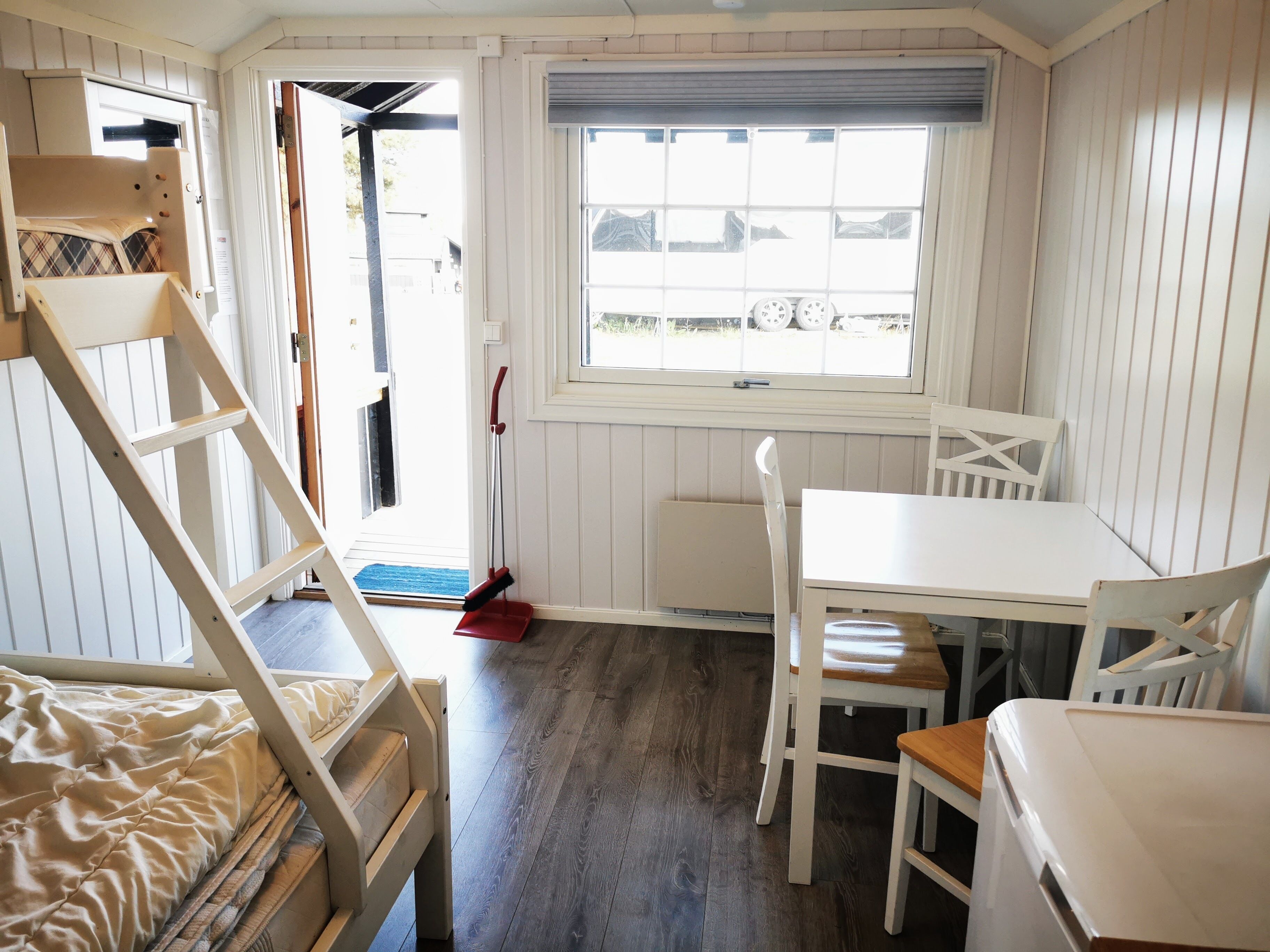 Basic Cabin | Cots/infant beds, free WiFi