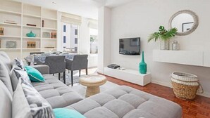 Living area - Casa Branca by Madeira Sun Travel (Funchal)