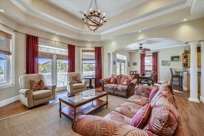 Televisión de pantalla plana, reproductor de DVD