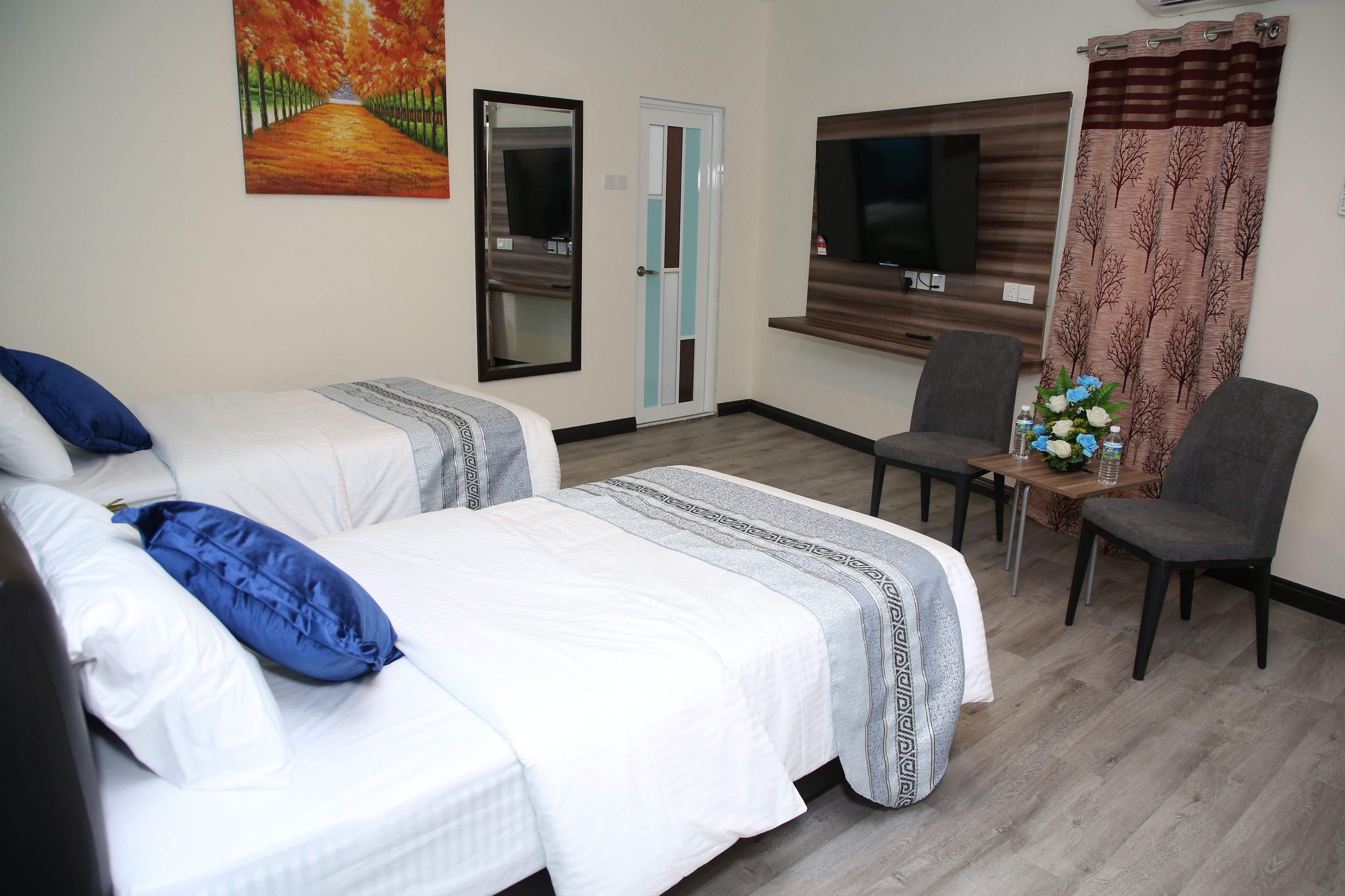 superior twin room | individually furnished, iron/ironing board, free wifi, bed sheets