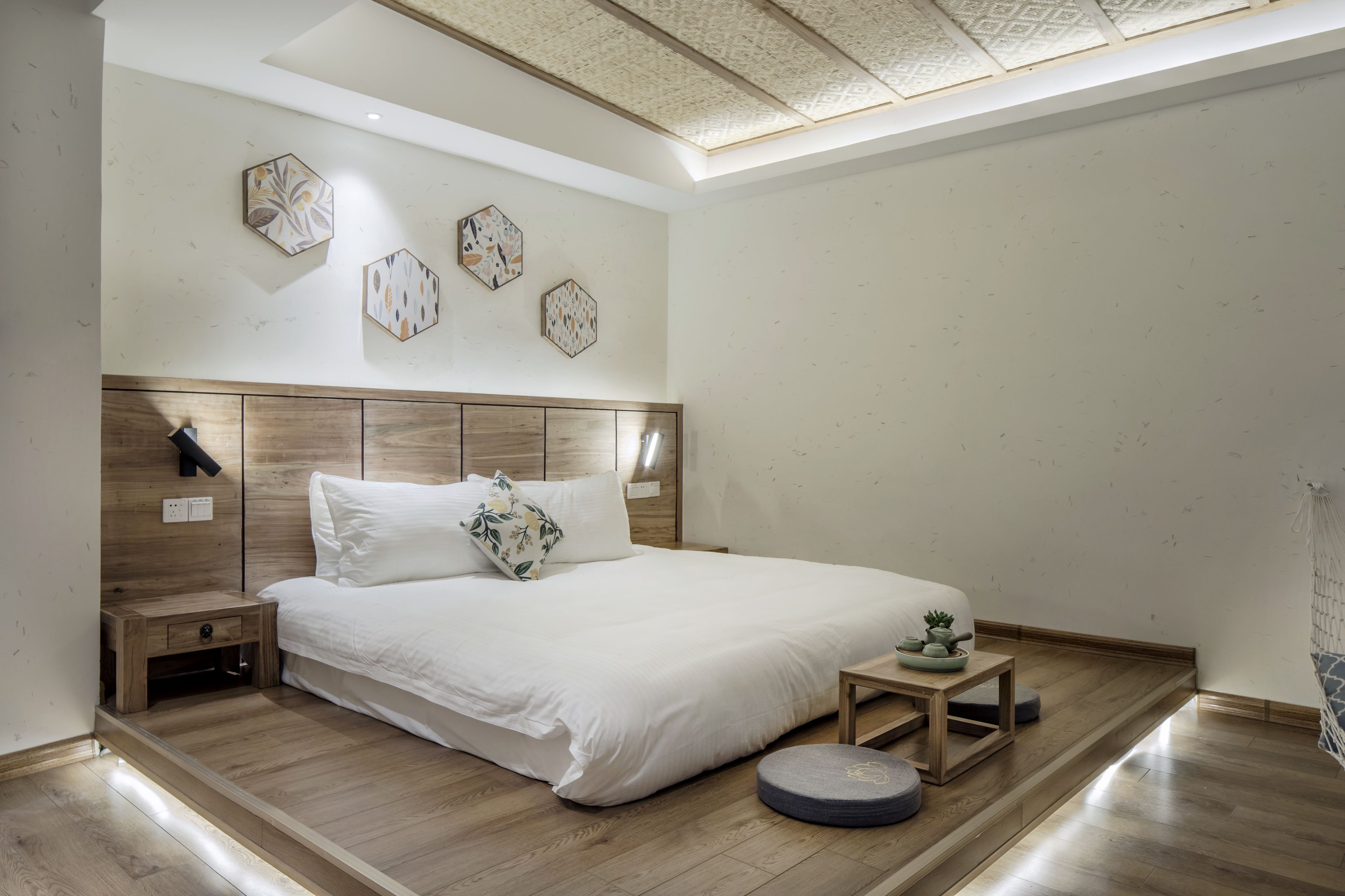 Kahden hengen standard-huone (kaksi sänkyä) | Tallelokero huoneessa, yksilöllisesti sisustettu