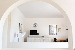 Interior - N195 - Numana, large five-room apartment with garden (Numana)