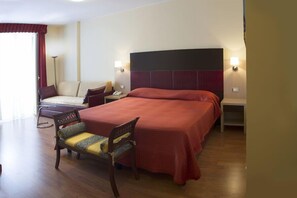 Triple Room - Hotel Miami (Civitella del Tronto)