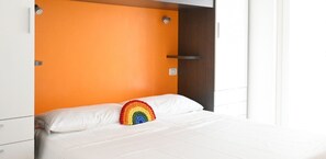 2 bedrooms, bed sheets - N148 - Numana, new three-room apartment with terrace 350mt from the sea (Numana)