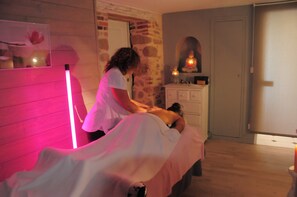 Body treatments, Swedish massages, sports massages, reflexology - Le Val Des Sens (Chatte)