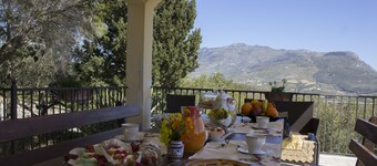 瑟各斯塔伊甸民宿