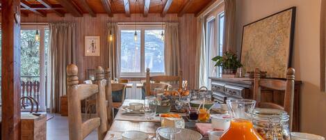 Petit déjeuner continental compris tous les jours