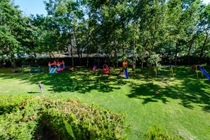 Children’s play area – outdoor - Hotel Sunrise (Primorsko)