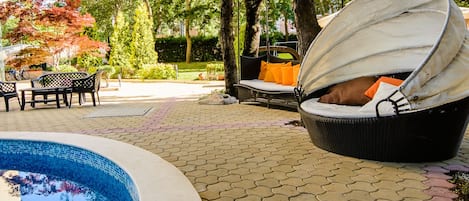 Seasonal outdoor pool