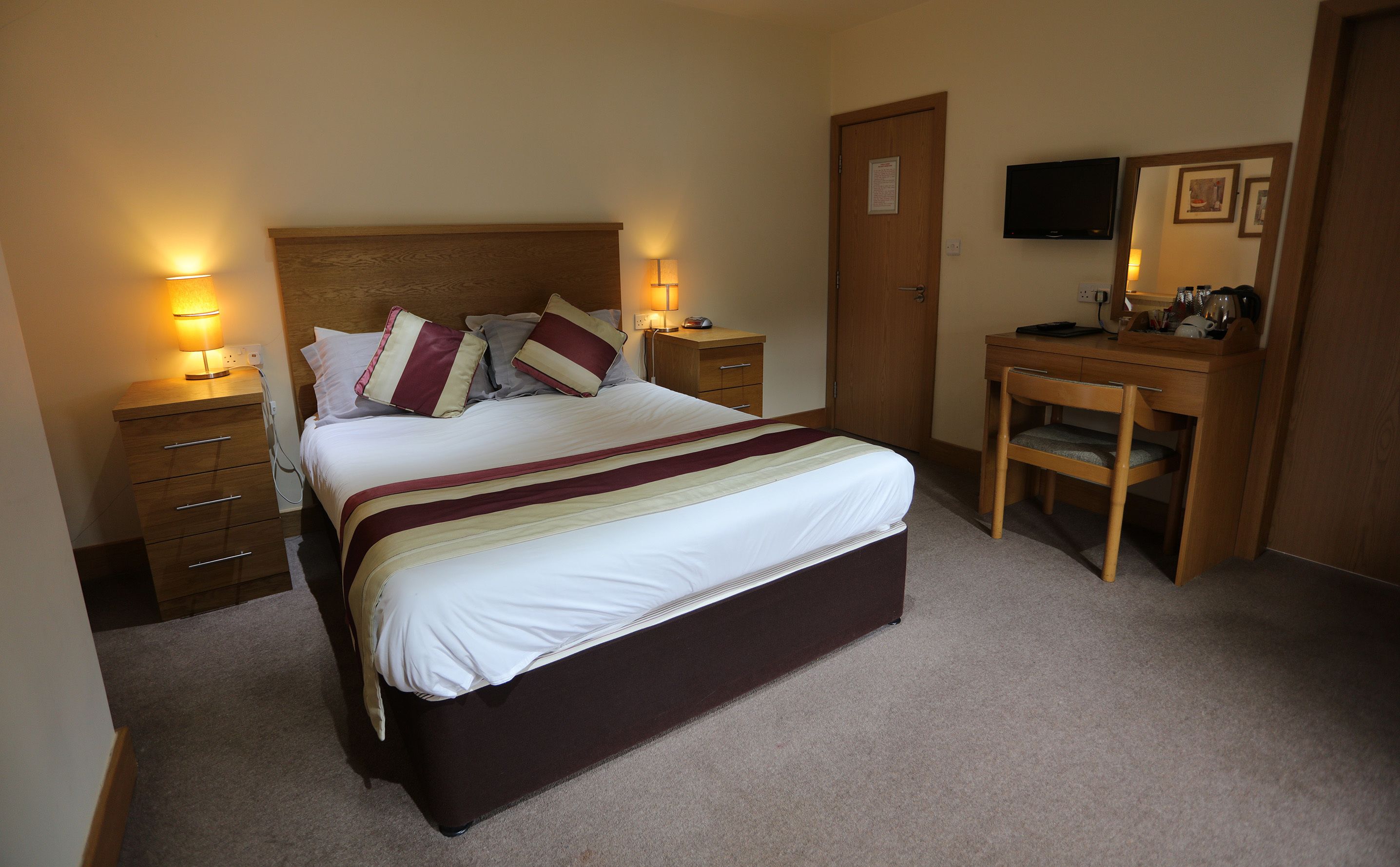 Double Room | Desk, blackout drapes, soundproofing, free WiFi