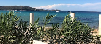 NEW!!! Charming villa with pool