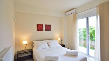 Villa, 3 Bedrooms, Sea View | 3 bedrooms, in-room safe, soundproofing, iron/ironing board