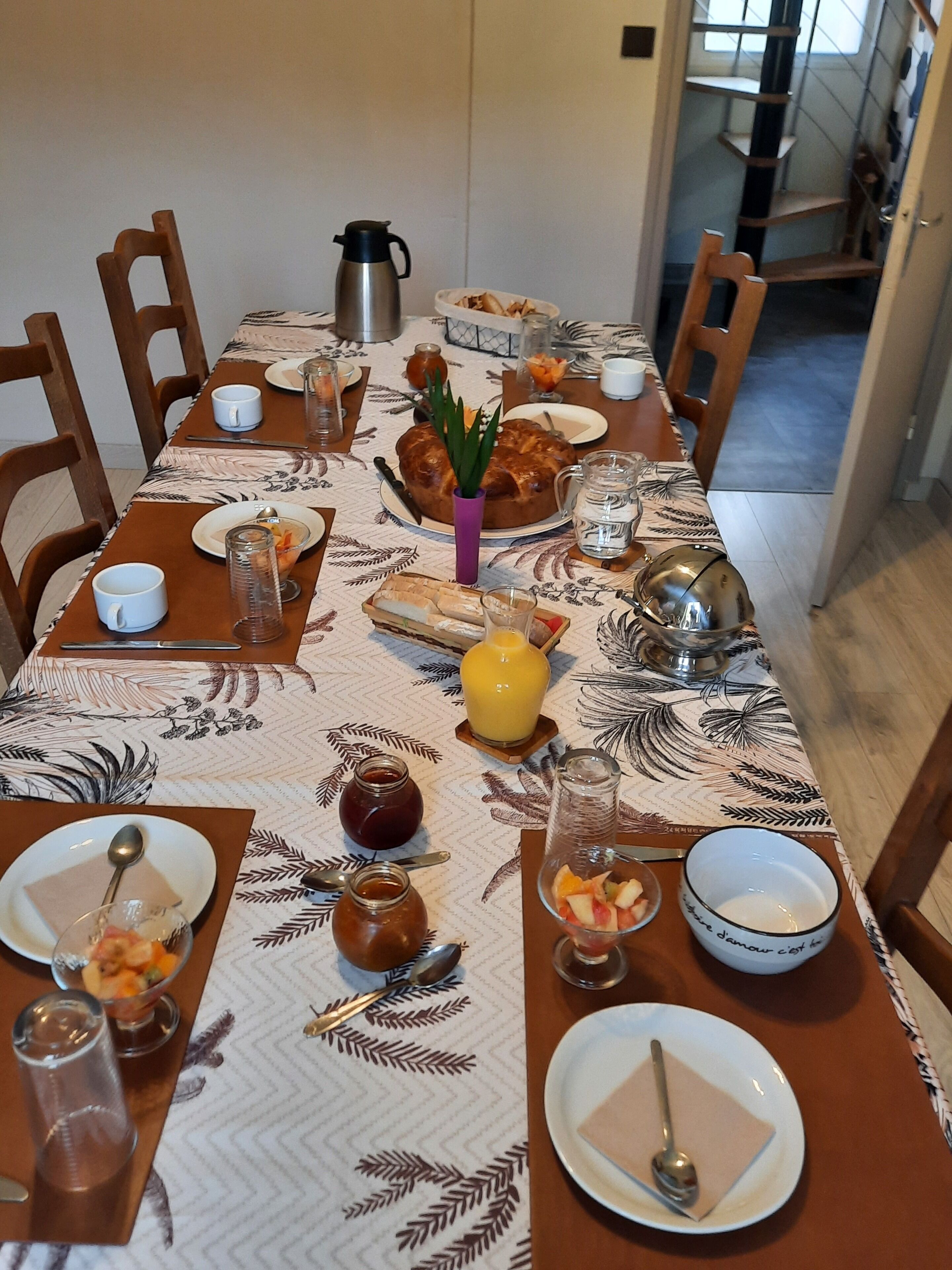 Desayuno continental incluido todos los días 