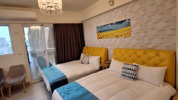 Free WiFi, bed sheets