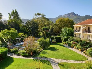 Apartment (30/33m2) | Garden view