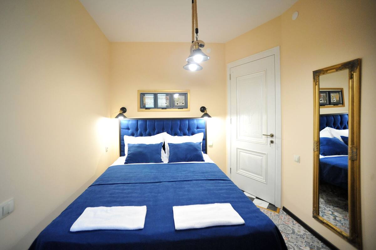 Hypo-allergenic bedding, individually decorated, individually furnished