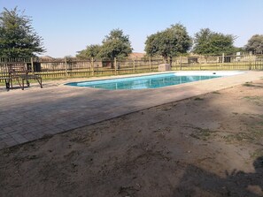 2 outdoor pools, sun loungers