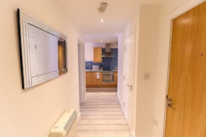 Apartment | Private kitchen - The Symphony by Lettable (Liverpool)