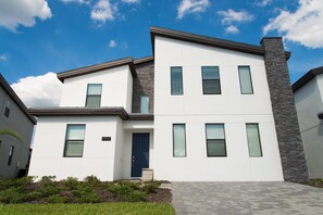 Exterior - Storey Lake Resort, private pool, game-room and theater, near Disney!!! (Kissimmee)