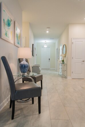 Interior - Storey Lake Resort, private pool, game-room and theater, near Disney!!! (Kissimmee)