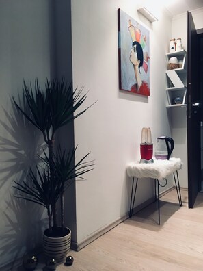 المنشأة من الداخل