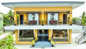 Fachada del alojamiento