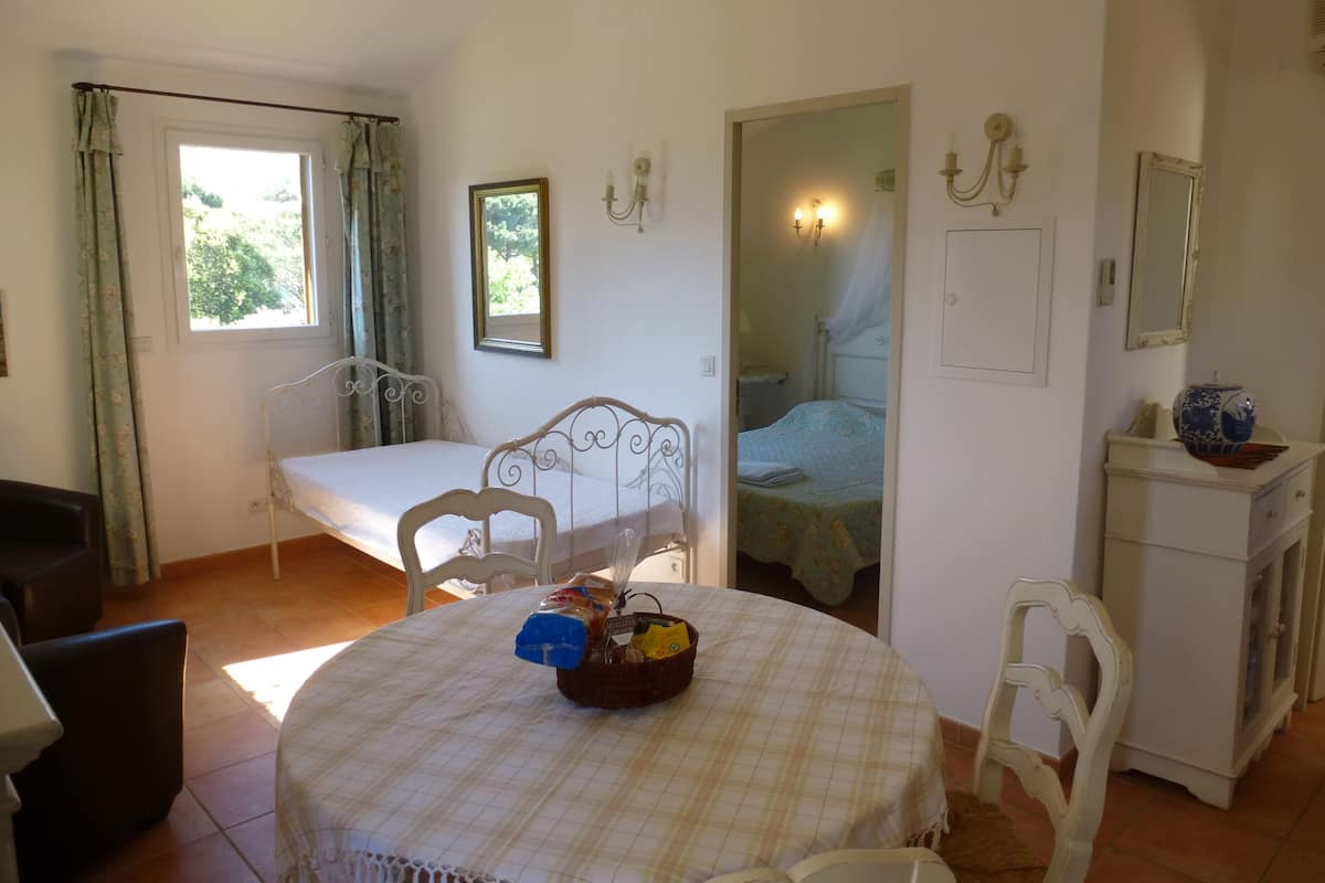 Apartamento, 1 quarto (30/33m²) | Área de estar