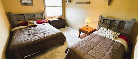 3 habitaciones, wifi gratis y ropa de cama