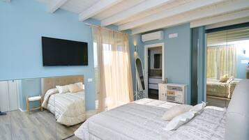 Appartement, uitzicht op zee (Belvedere) | 1 slaapkamer, een kluis op de kamer, individueel gedecoreerd
