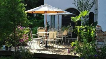 Petit déjeuner continental servi tous les jours en supplément