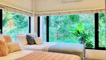 Literie de qualité supérieure, Wi-Fi gratuit, draps fournis