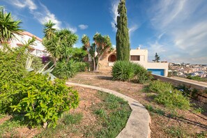 Garden - D View 4 You (Mellieha)