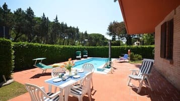 Apartment, 3 Bedrooms | Terrace/patio