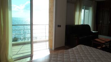 Dupleks | 3 kamar tidur, Wi-Fi gratis, dan seprai linen