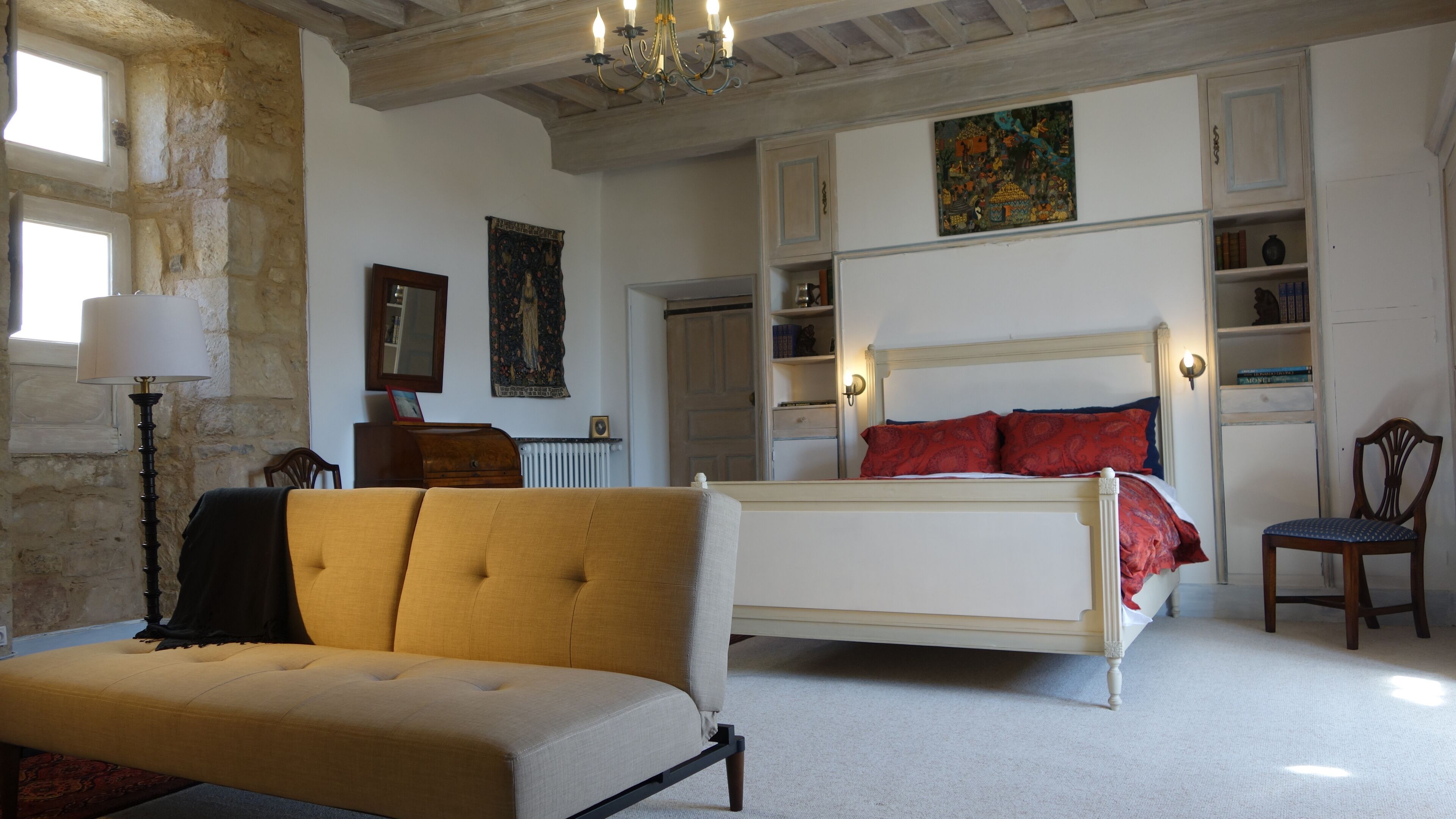 1 phòng ngủ, trang trí khác biệt 