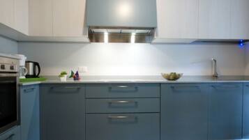Vila, 4 kamar tidur | Dapur pribadi | Lemari es besar, microwave, oven, dan kompor