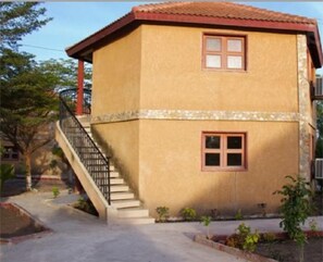 Property grounds - Etoile du Lac (Niaga)