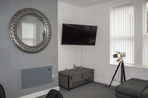 Flat-screen TV - Watson House (Blackpool)