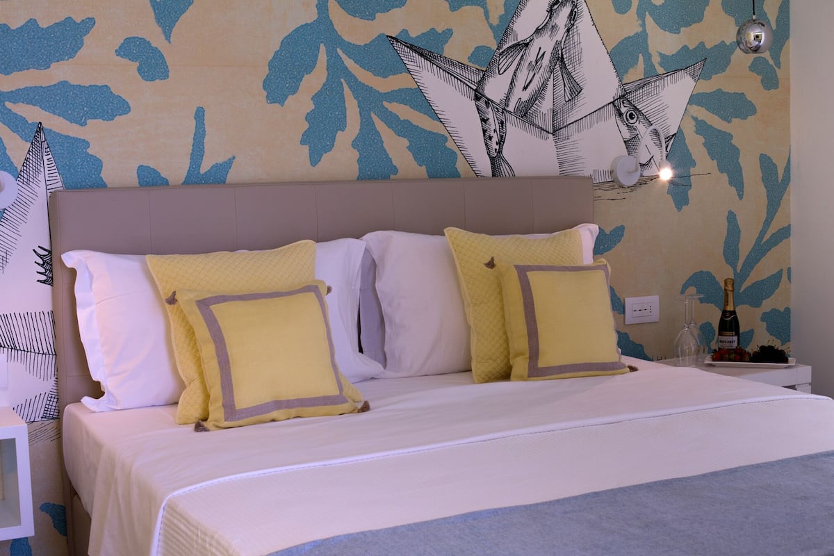 Panorama kamer, in toren | Luxe beddengoed, donzen dekbedden, een kluis op de kamer