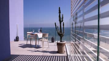 Panoramic Room, Tower | Exterior