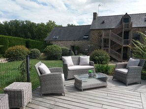 Terrace/patio - Les Keriaden's Maison d'hotes (Pleudihen-sur-Rance)